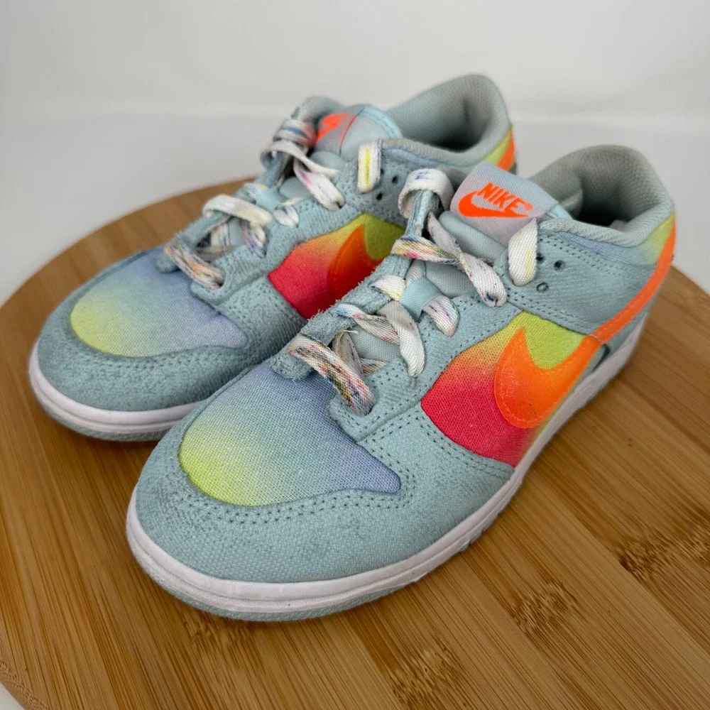 Nike Dunk Low Girld Shoes Rainbow Gradient Swoosh Blue Green Size‎ 2.5Y